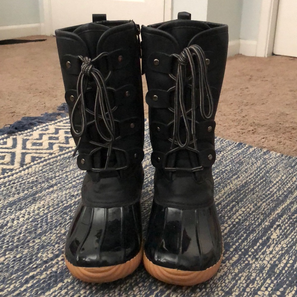 Rain duck lace up boots